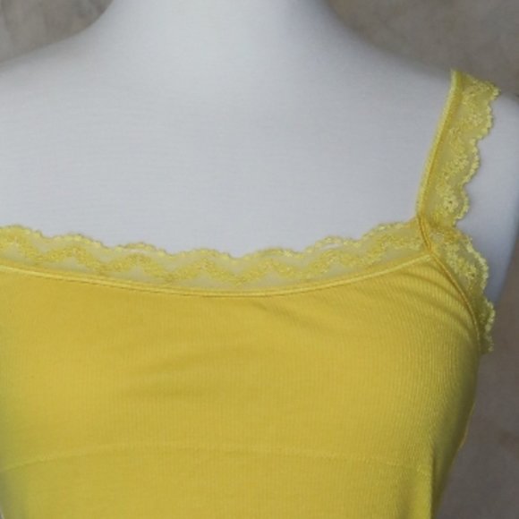 Kirra Yellow Ribbed Lace Trimmed Tank Top - Picture 3 of 6
